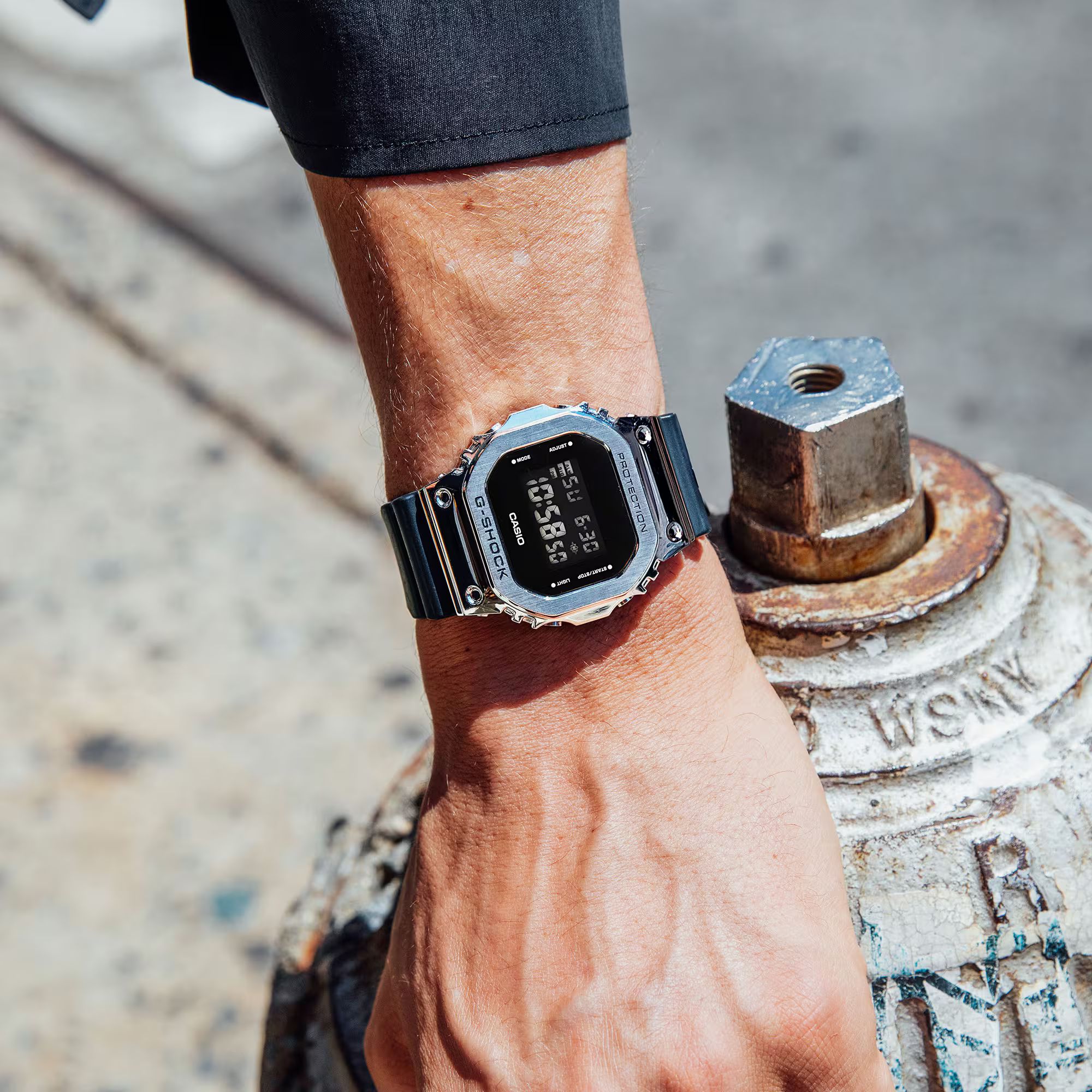 G-SHOCK GM-5600U-1JF 4549526369476