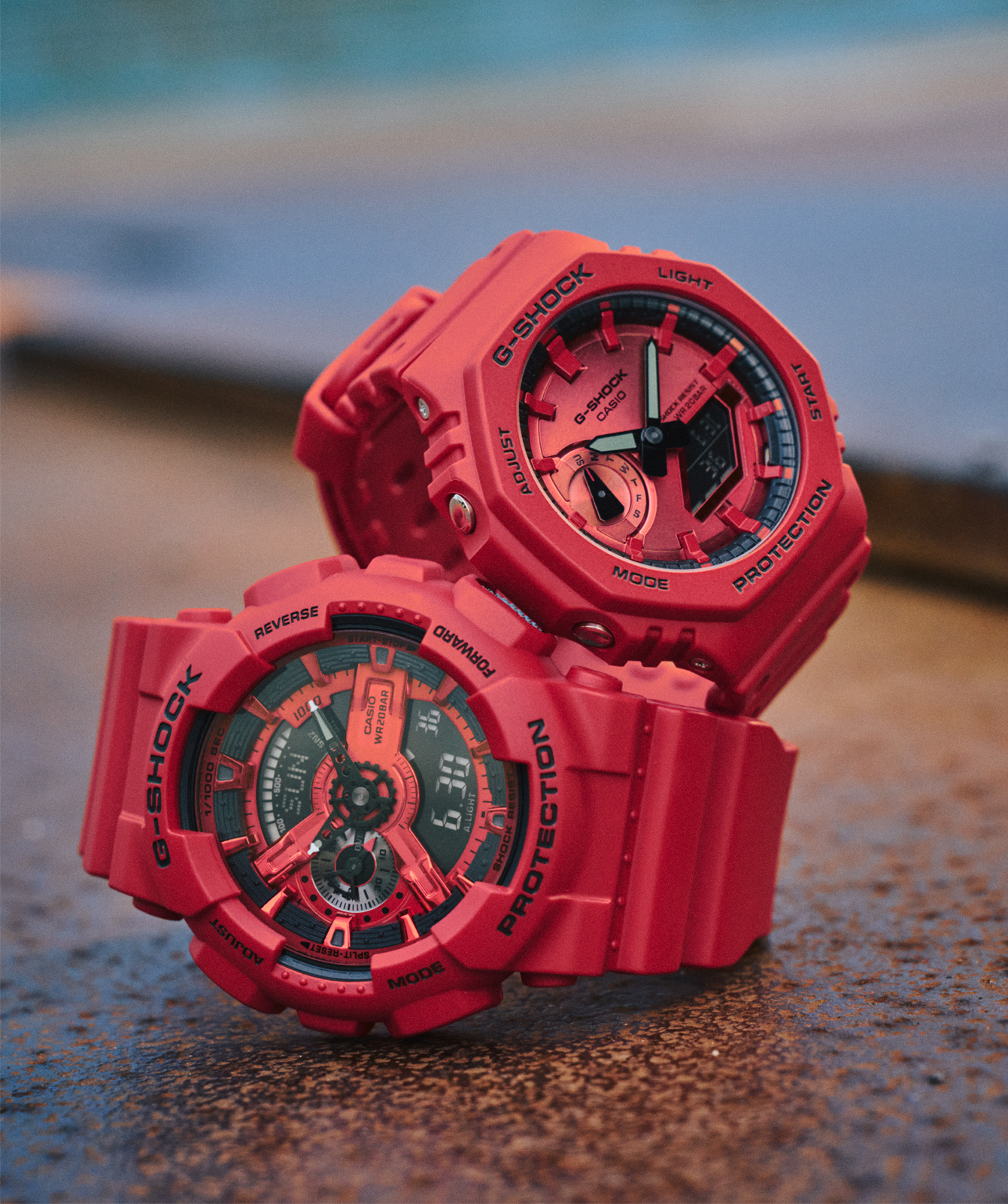 Iconic Styles レッドカラーモデル集合画像